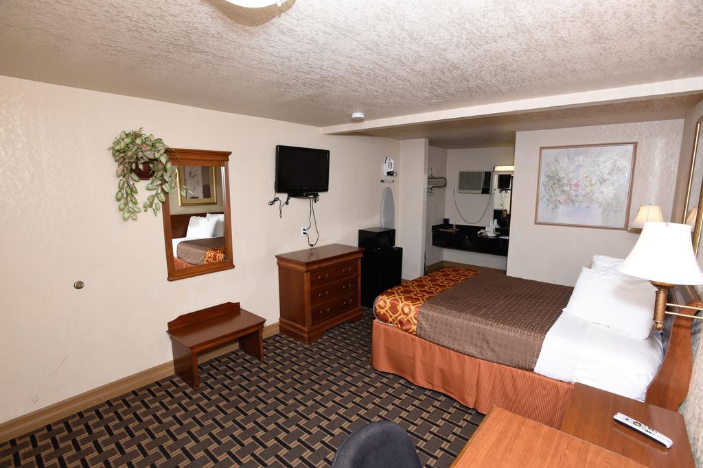 Best Budget Inn אנהיים מראה חיצוני תמונה