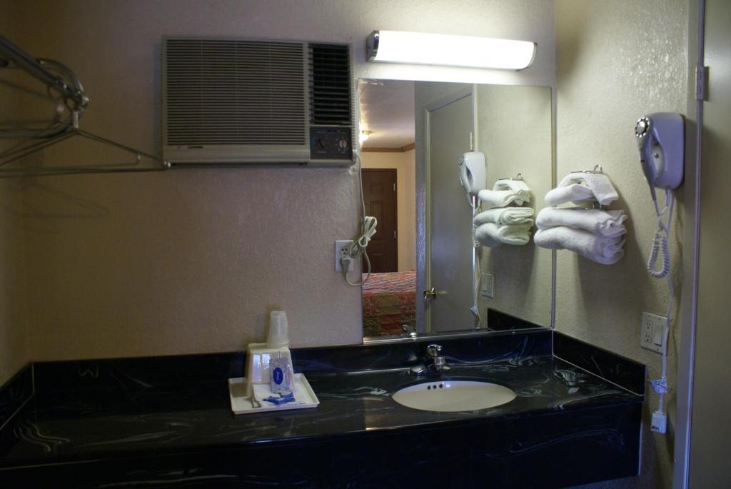 Best Budget Inn אנהיים מראה חיצוני תמונה